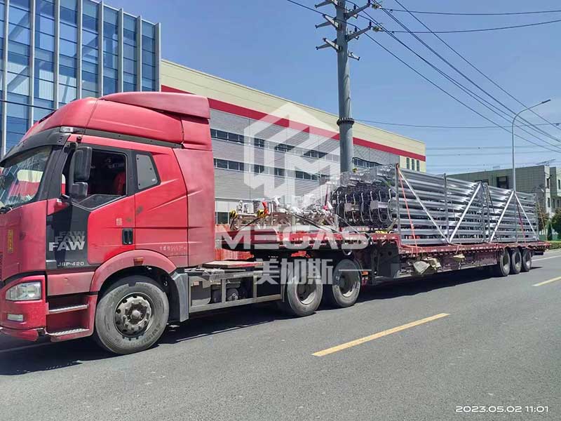 气化器-出口俄罗斯项目-2000方2台+气体减压阀组.jpg